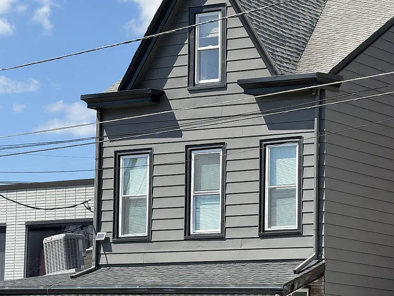1262 S Broad St — Photo 2