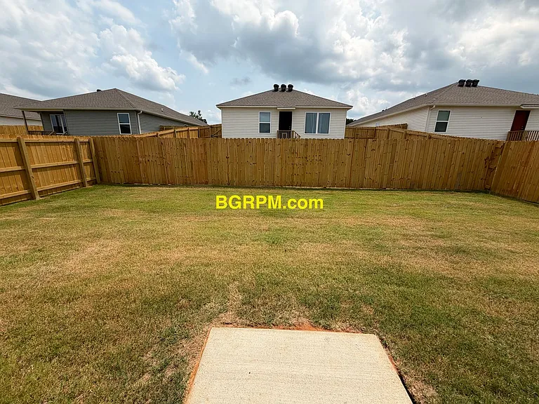 55 Maddison Rachael — Photo 11