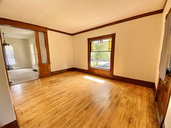 5th image of 1141 S Jefferson St