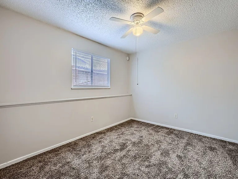 509 Sunset Rd — Photo 13