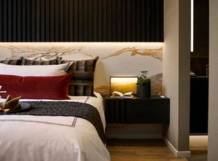 5860 Olive Ave #1710, Burnaby, BC V5H4V6