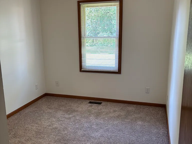 157 Sycamore St #1 — Photo 8