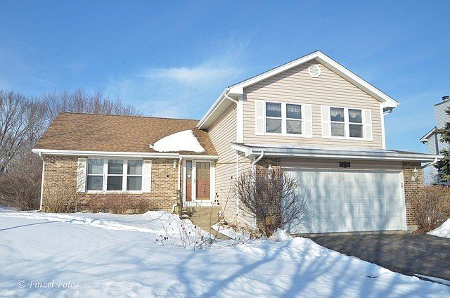 1st image of 1176 Holly Ln