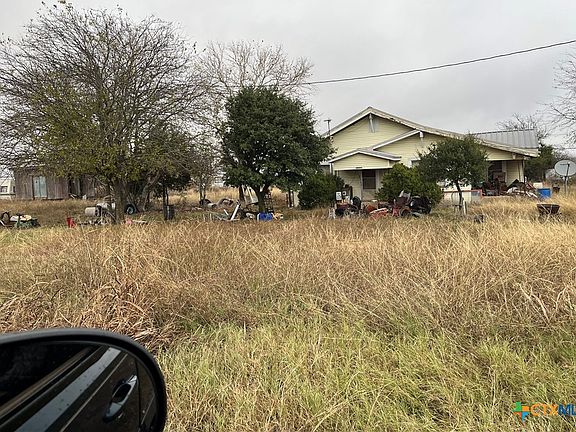 3rd image of 2556 Luther Curtis Rd