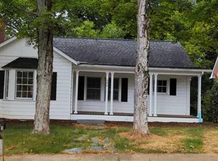 206 S Green St, Statesville, NC 28677