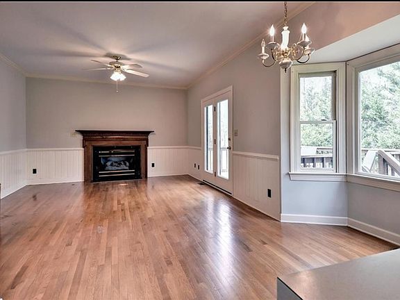 4th image of 116 Old Carriage Way