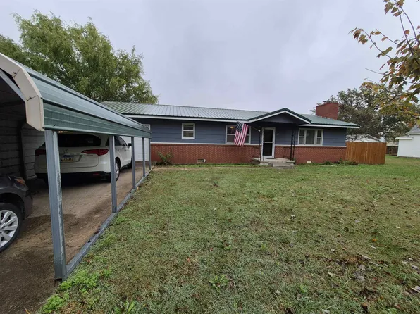 529 N Cedar St, Moran, KS 66755
