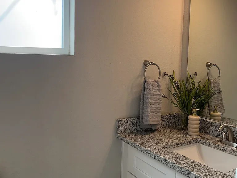 1/2 Bath downstairs