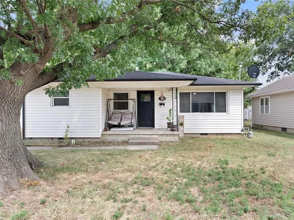210 Goode Ave, Columbus, KS 66725