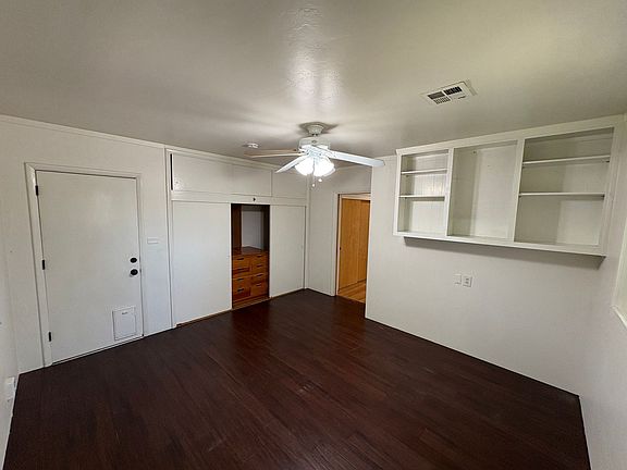 4th image of 1434 W Feemster Ave