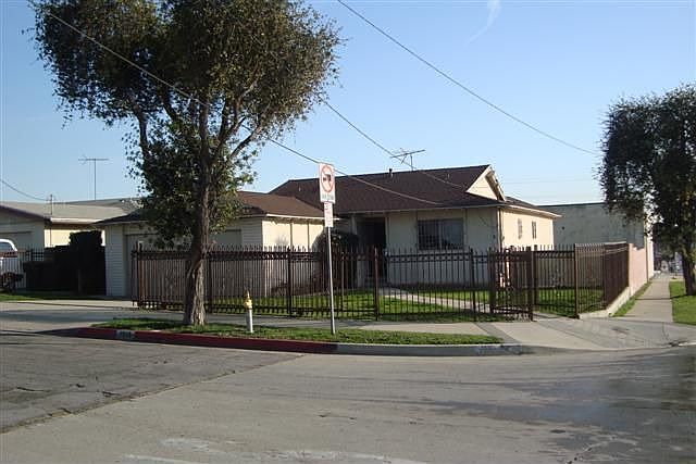 1st image of 1342 W 127th St