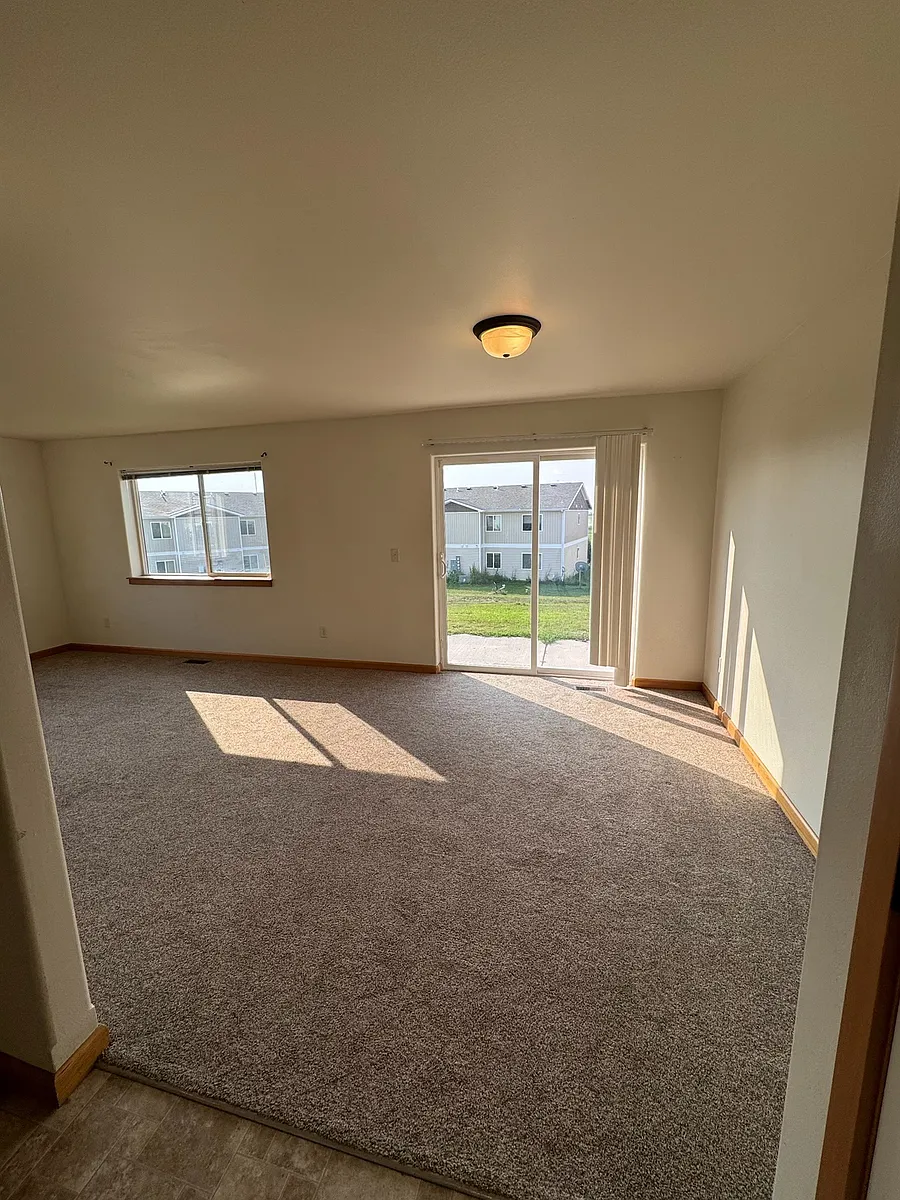 Primary Photo - 376 Adeline Dr