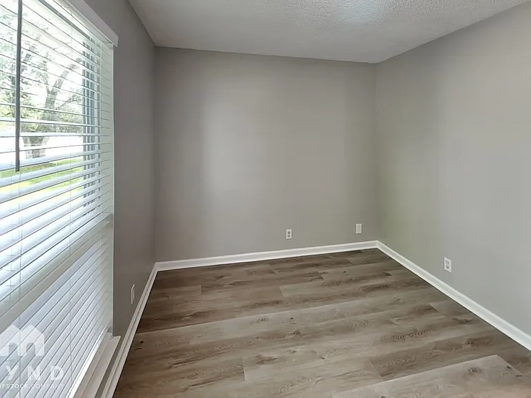 2981 Owendale Dr — Photo 10