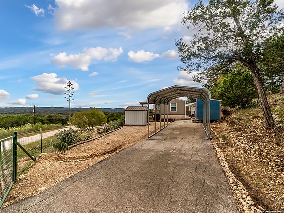 3rd image of 1129 Wright Dr