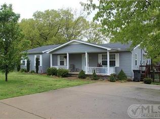 213 Wynns Ferry Rd, Dover, TN 37058