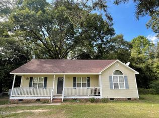 120 Meadow Ridge Dr, Willow Spring, NC 27592