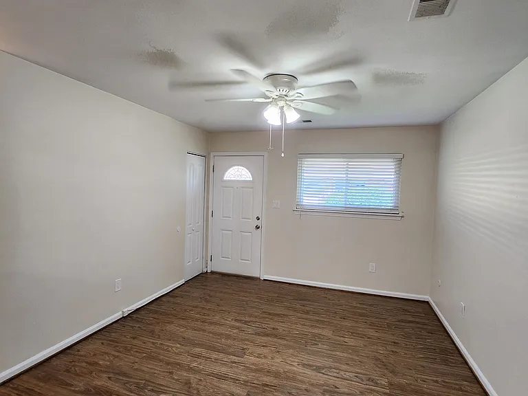 4604 Guam St #A — Photo 15
