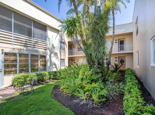 419 Capri Pl #I, Delray Beach, FL 33484