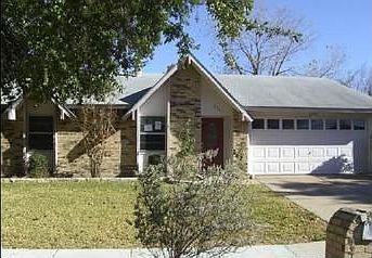 1st image of 2621 Lake Park Dr