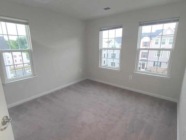 1006 Valley Run Dr — Photo 31