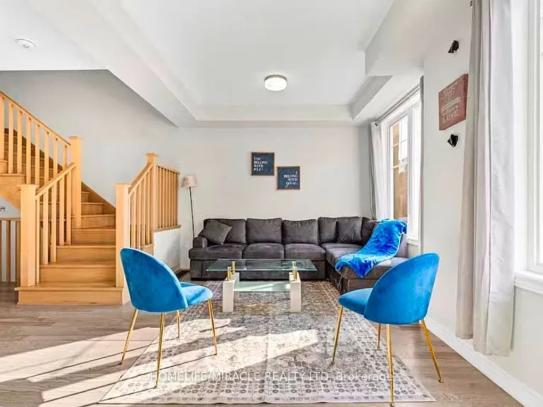 27 Folcroft St — Photo 5