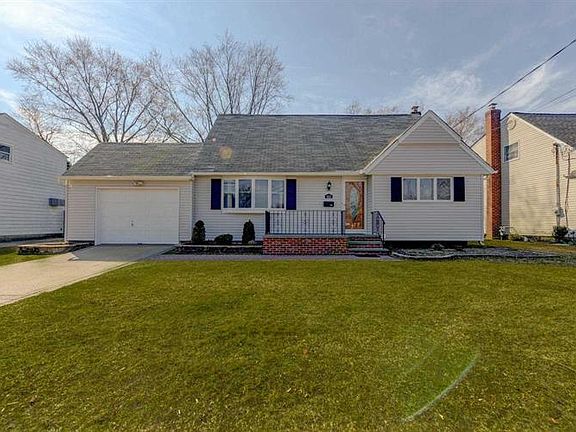 2nd image of 650 Tabor Pl