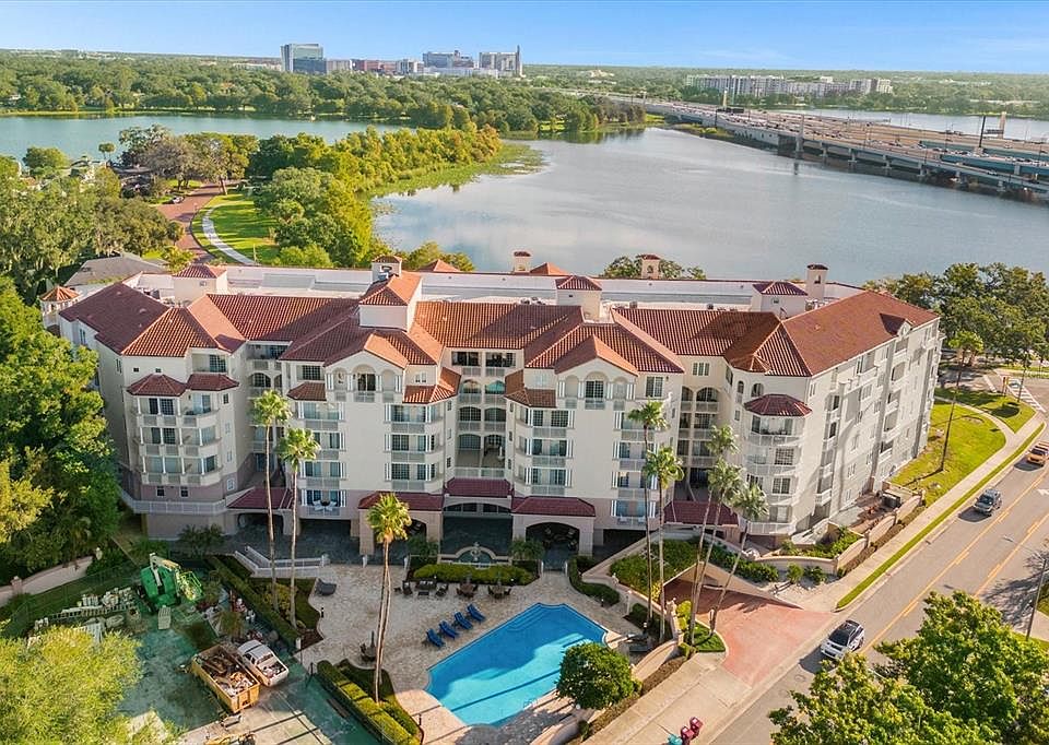 1st image of 1110 W IVANHOE BOULEVARD #30