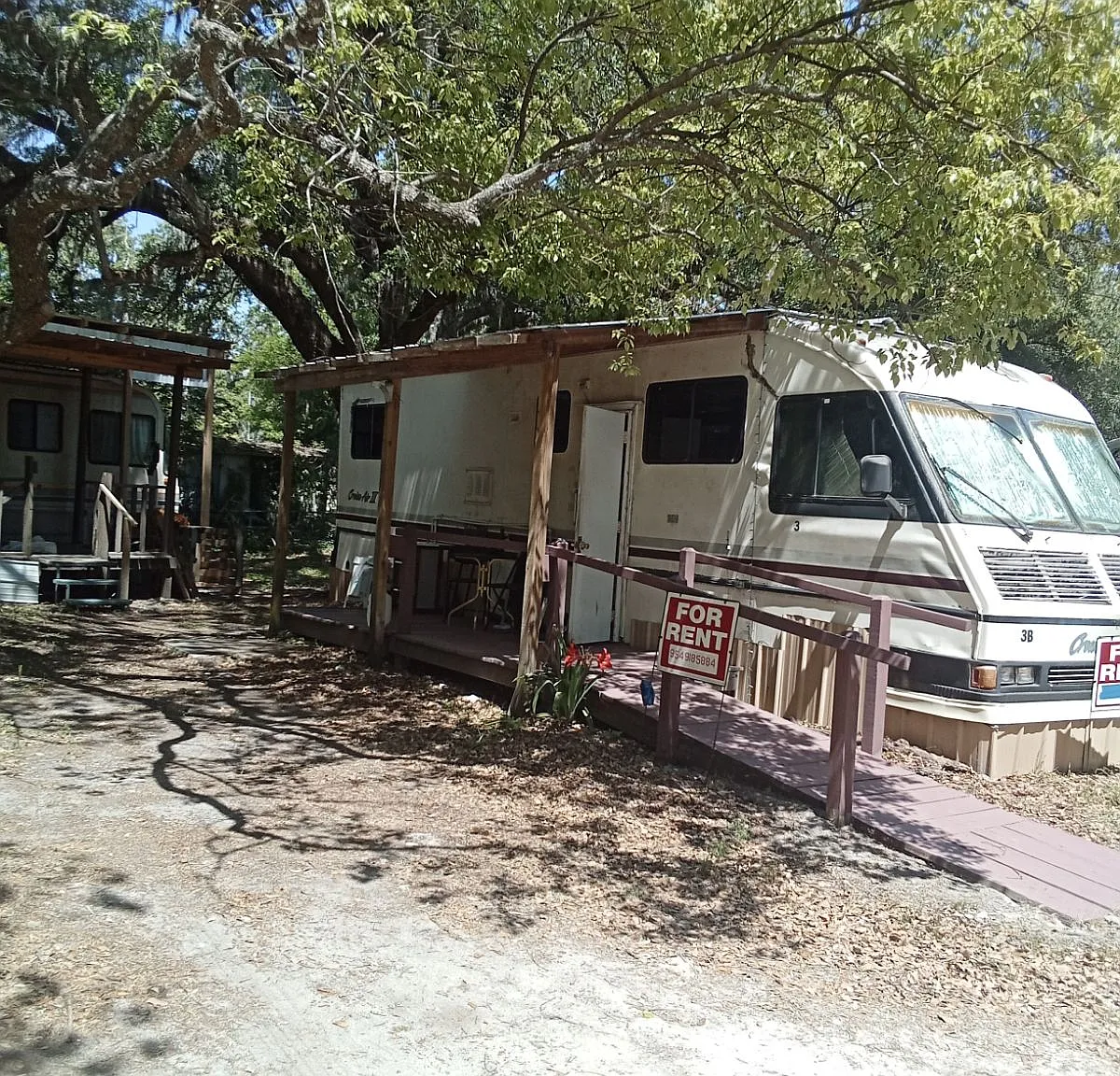 1 bed, 250 sqft, $635 — Photo 1