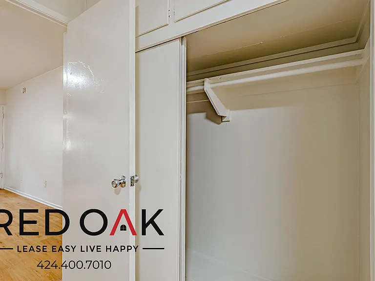 2666 Ellendale Pl #102 — Photo 9