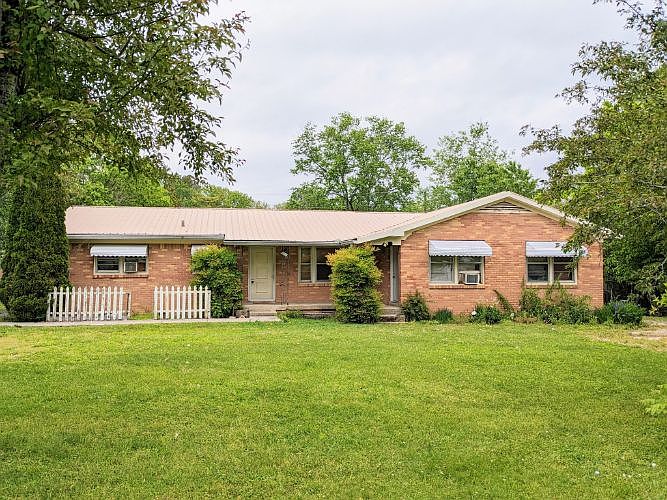 1st image of 417 Hillwood Rd