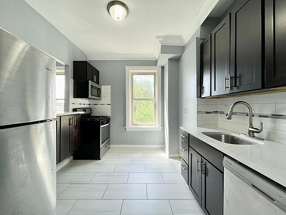 2nd image of 645 Bergen Ave #27B