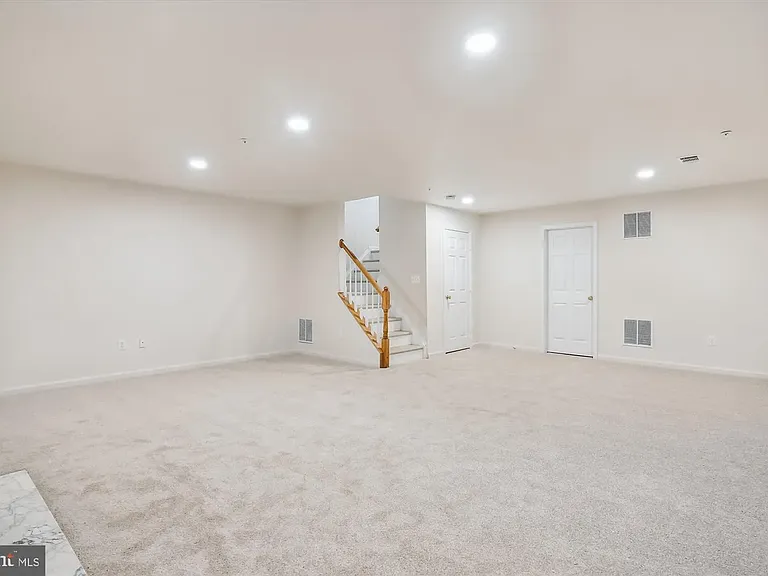 12407 Carters Grove Pl — Photo 19