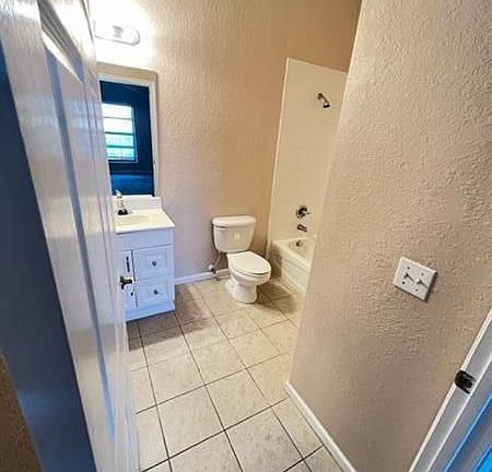 4th image of 5961 Forest Hill Blvd APT 205