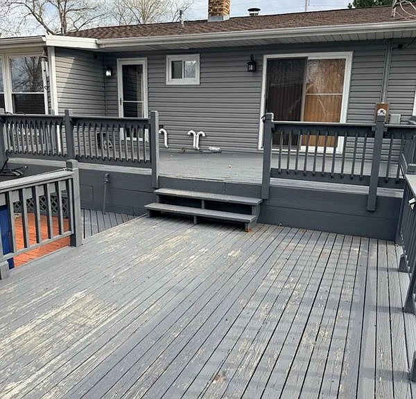 1630 W Greenwood Ave — Photo 33