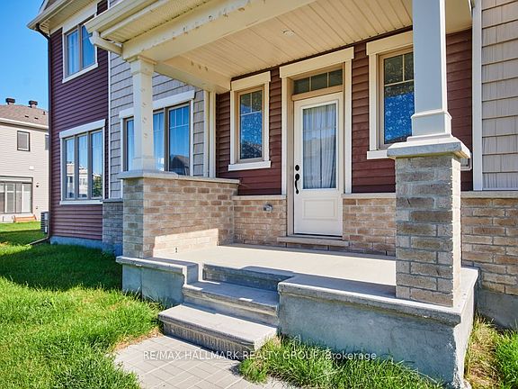 2nd image of 221 Merak Way