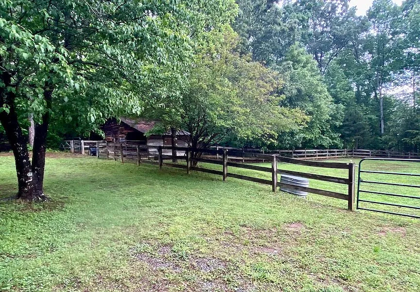 Private RV Site - Full Hook ups included - in Tryon Horse Country. — Photo 3