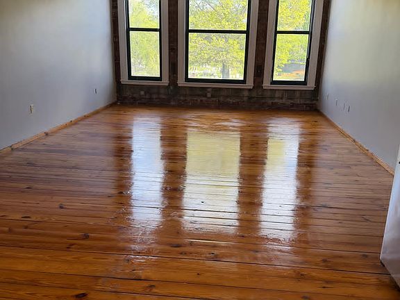 3rd image of 600 Columbia Rd APT 25