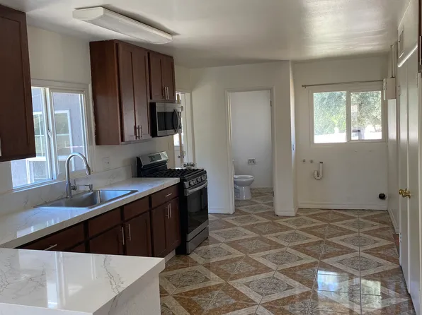 88 Starr Ave, Turlock, CA 95380
