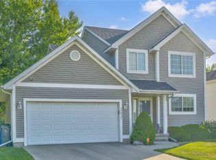 3437 Field Stone Pl SW, Cedar Rapids, IA 52404