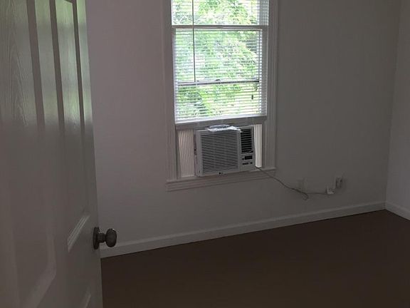 3rd image of 4510 La Branch St APT 5