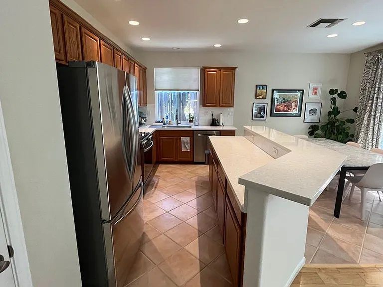 3820 Vistosa Ct — Photo 7
