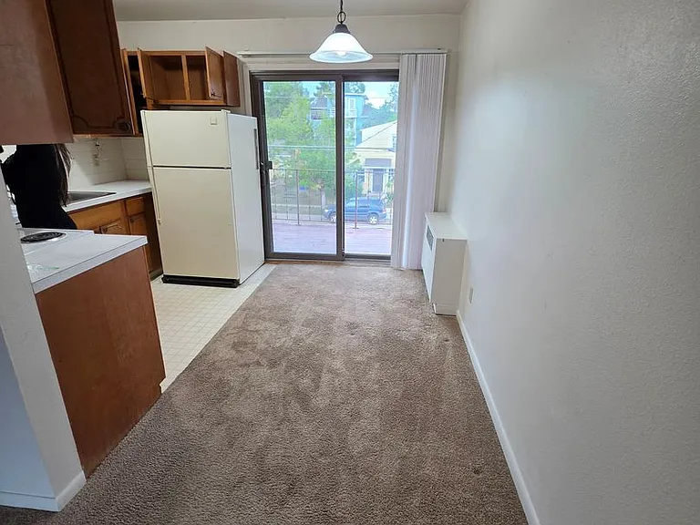 2845 Broadway Street — Photo 52