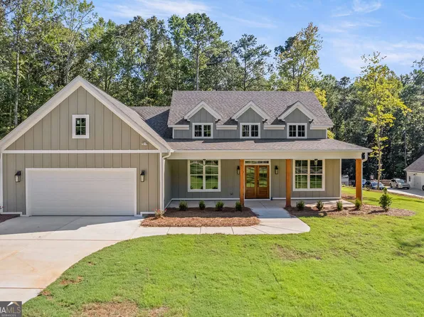 84 Puckett Station Dr, Moreland, GA 30259