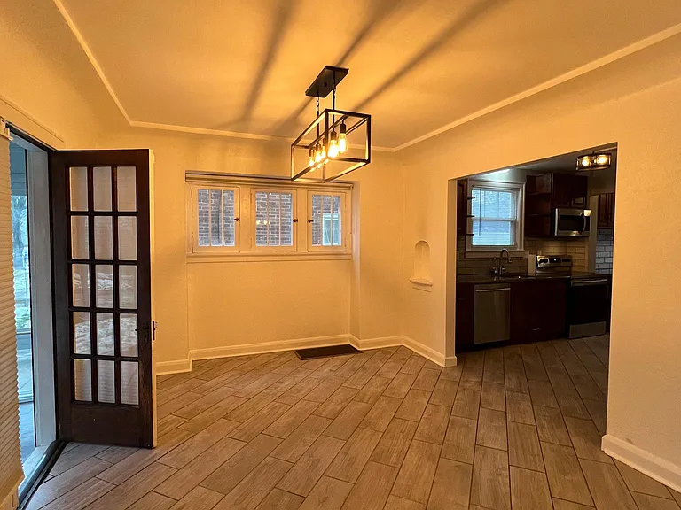 2349 Portsmouth Ave — Photo 14