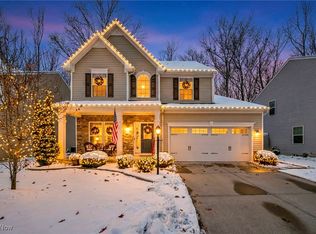 38777 Country Club Dr, Avon, OH 44011