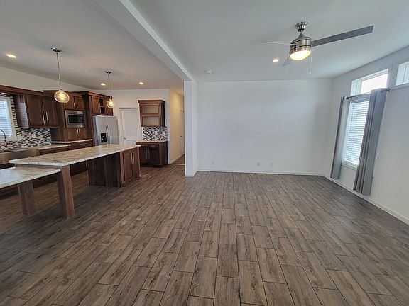 3rd image of 551 Summit Trl #18