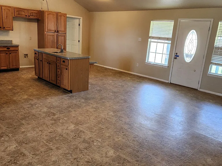 9517 County Road 419 — Photo 4