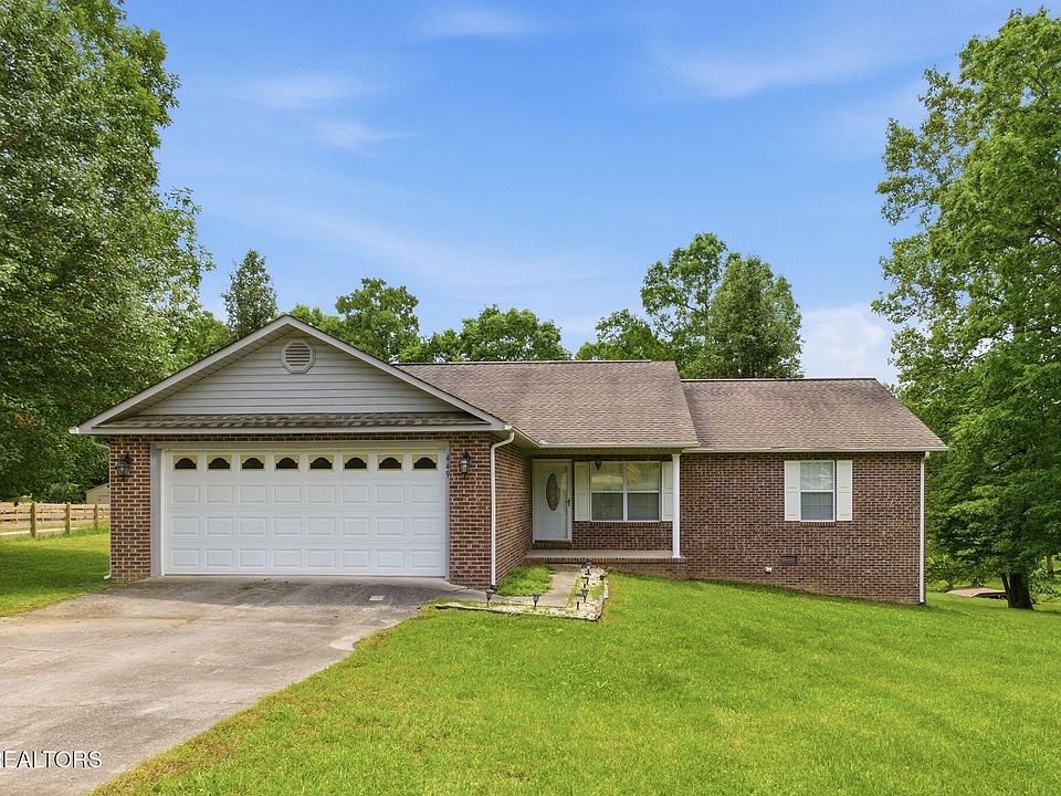 1st image of 449 Grace Hill Dr