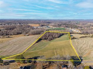 1 Dobbins Mill Rd, Yadkinville, NC 27055