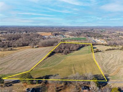 1 Dobbins Mill Rd, Yadkinville, NC, 27055